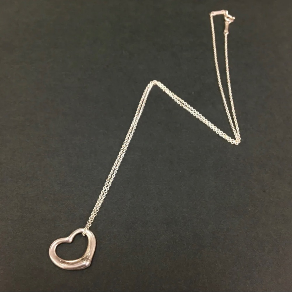 TIFFANY&CO. Silver Peretti Open Heart Pendant Necklace